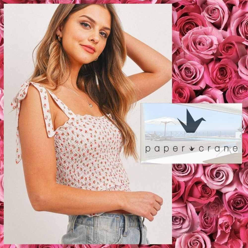📌 PAPER CRANE Sexy Cute Fitted Smocked Cropped Top Ruffled Tiers adjustable Ties